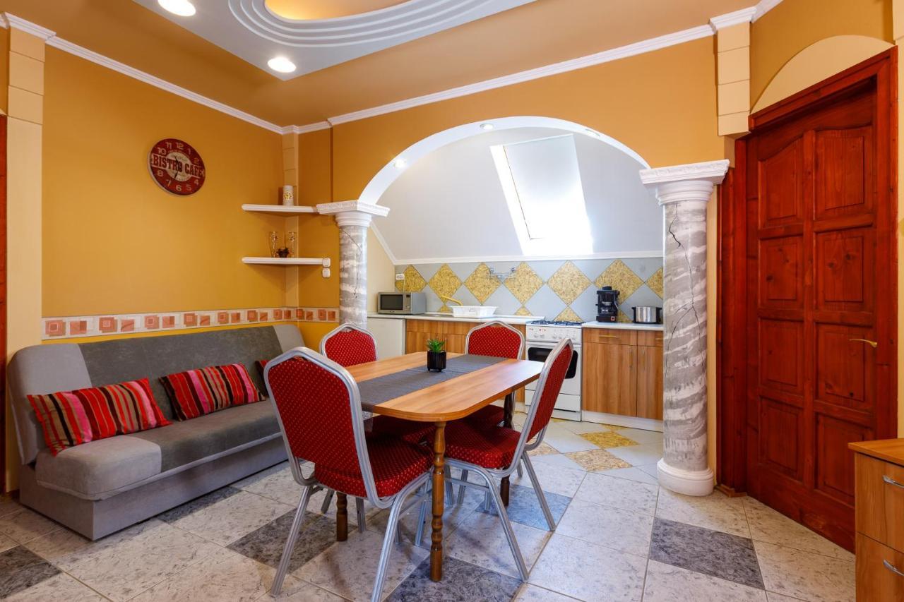 Central Apartman Gyula Exterior foto