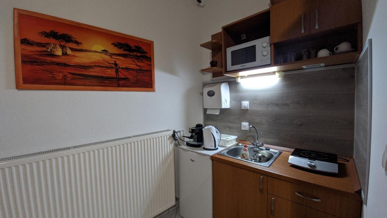 Central Apartman Gyula Exterior foto
