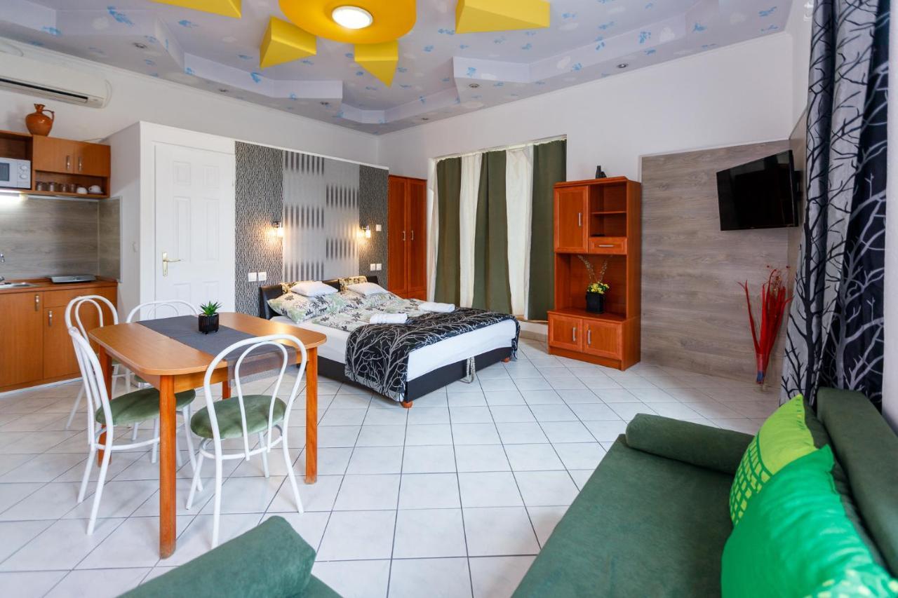 Central Apartman Gyula Exterior foto
